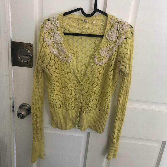 Anthropologie Sparrow Valance Lace Knit Cardigan Lime Yellow Size M Rare - Picture 3 of 14